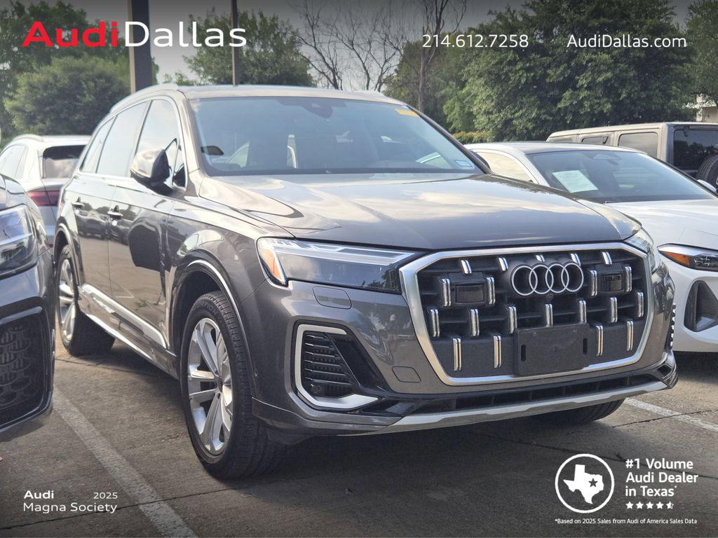 2025 Audi Q7 55 Premium Plus quattro Tiptronic's photo