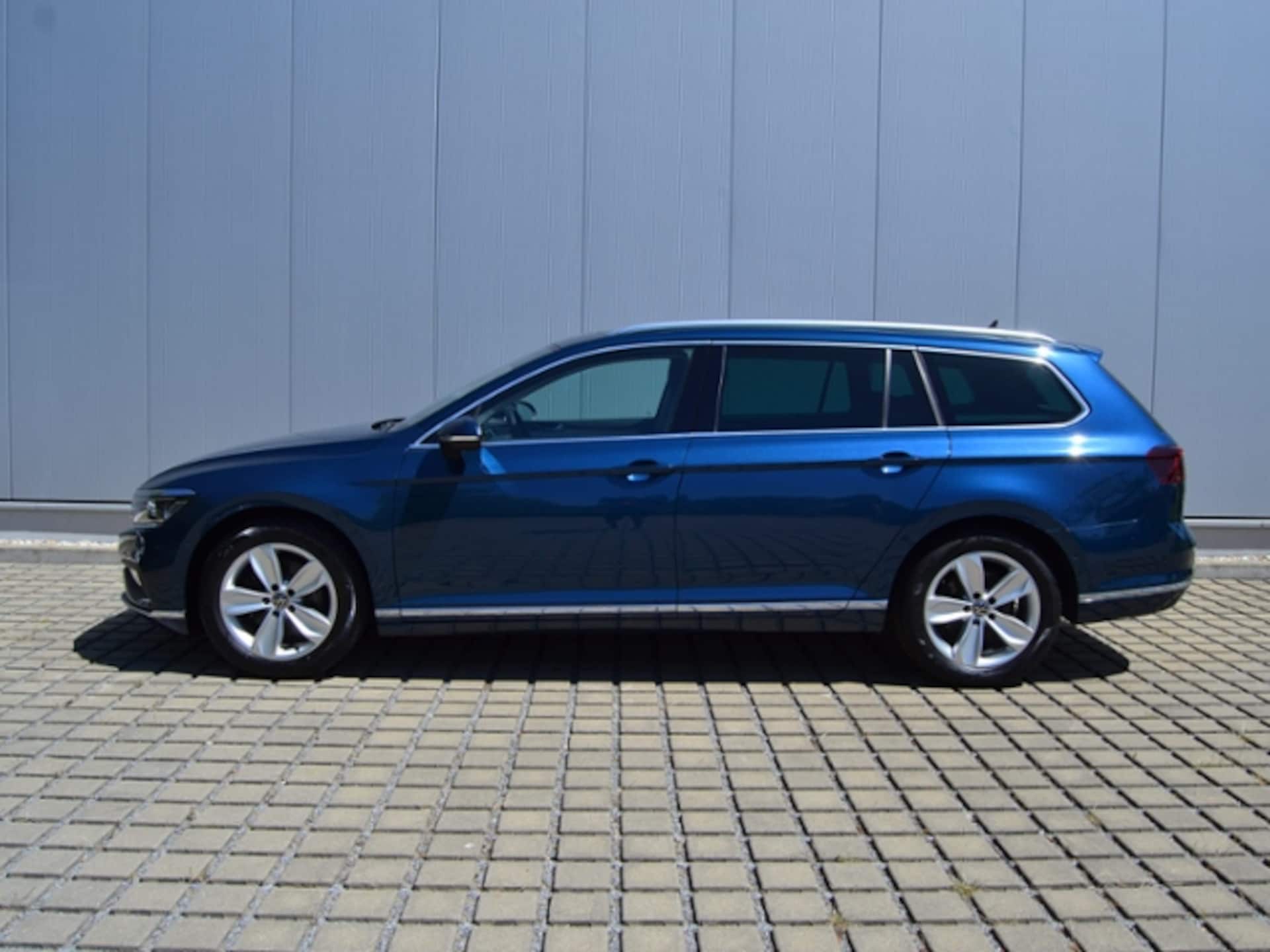 Volkswagen Passat Variant Elegance