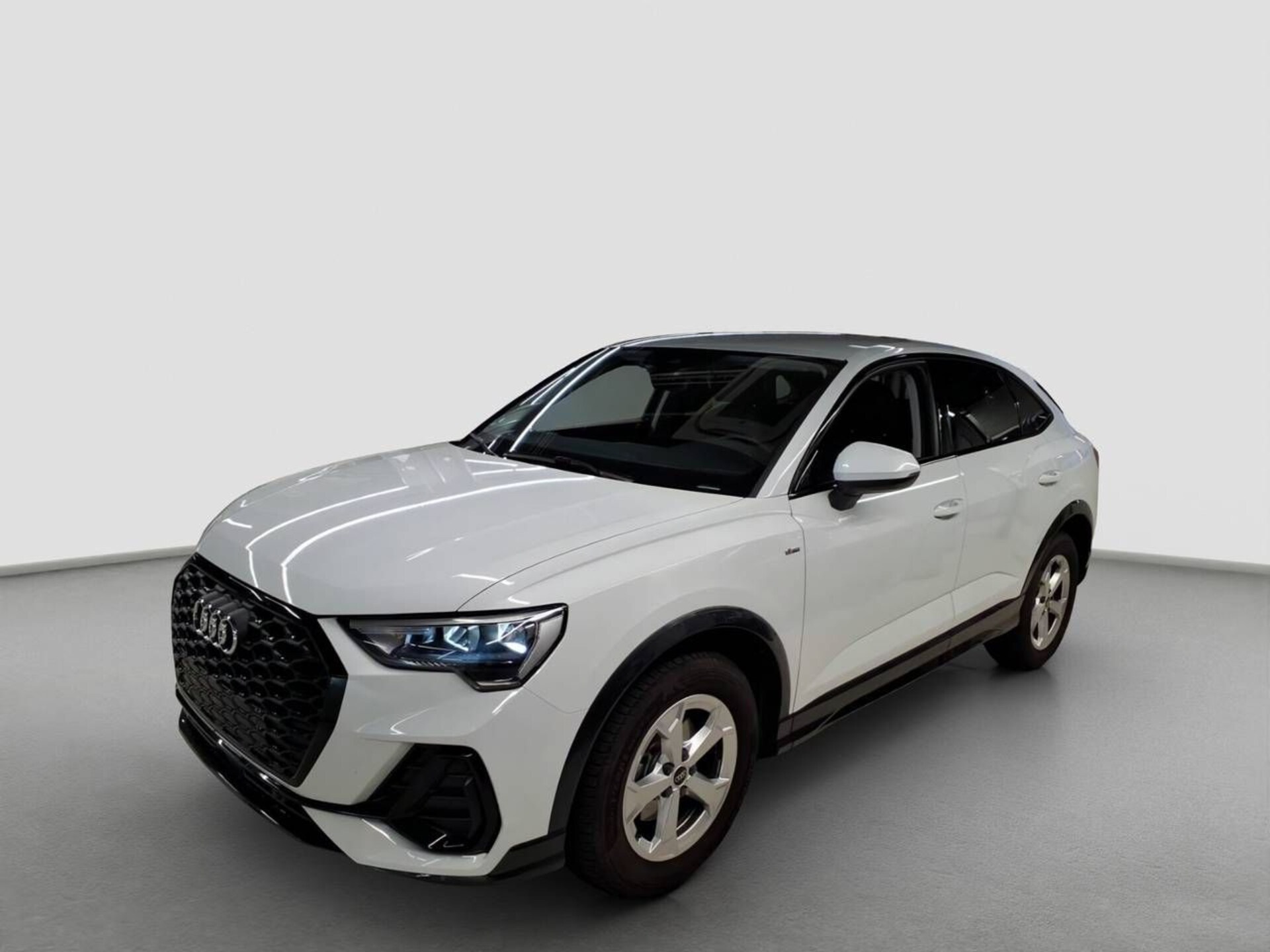 Audi Q3 Sportback S line