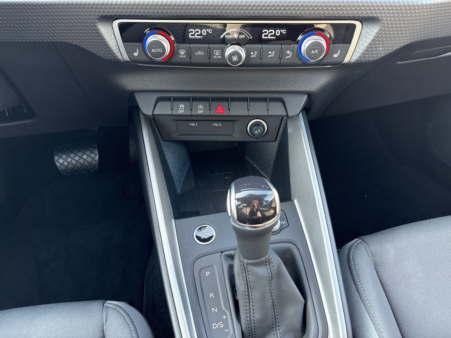 Bild über Audi A1 Sportback S line 25 TFSI S tronic - für weitere Informationen kontaktieren Sie den Audi Partner