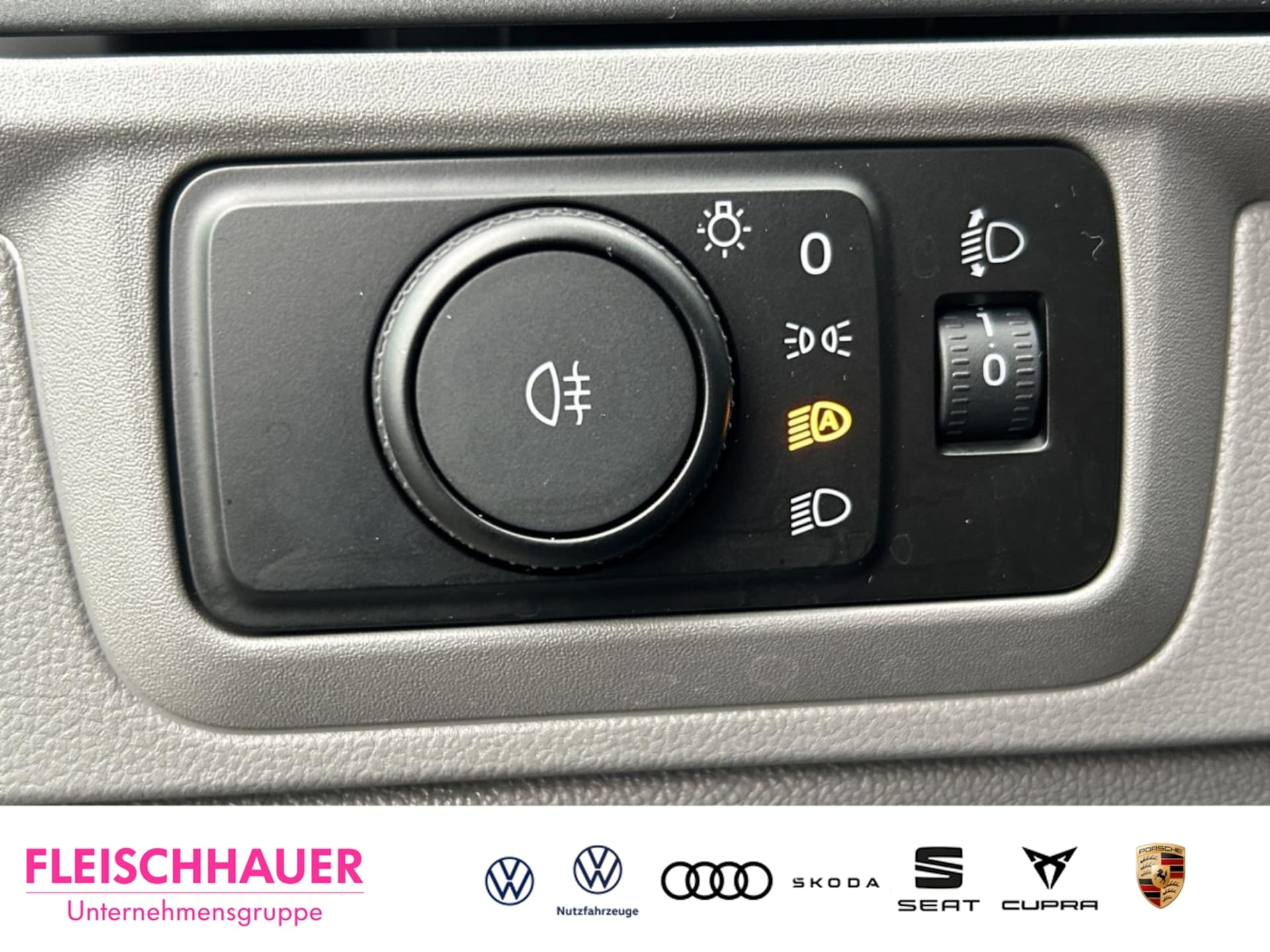 Volkswagen Transporter Kasten kurzer Radstand
