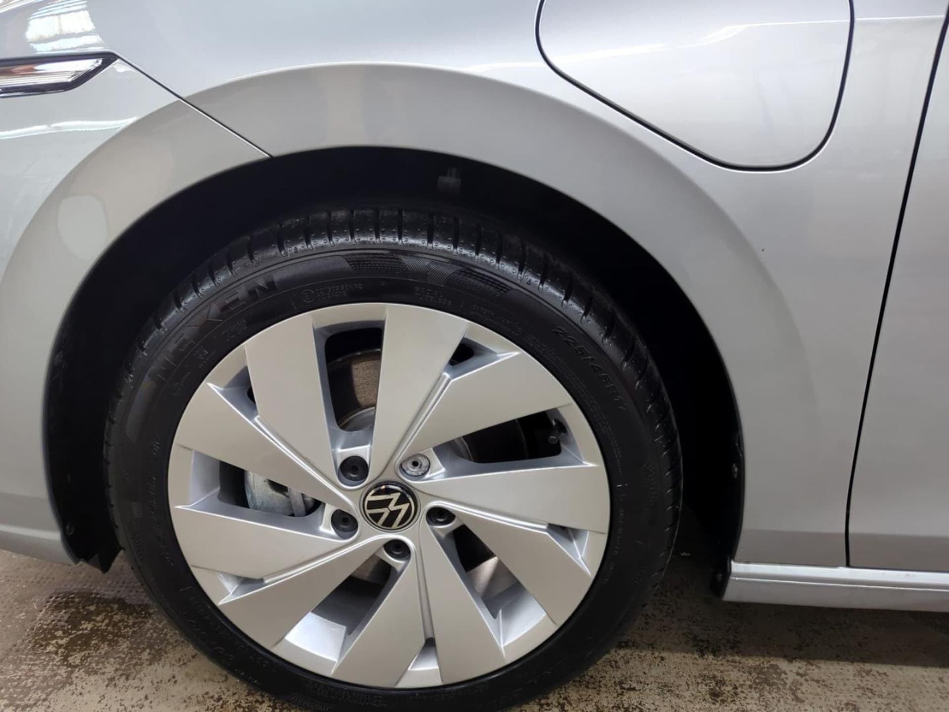Volkswagen Golf Life