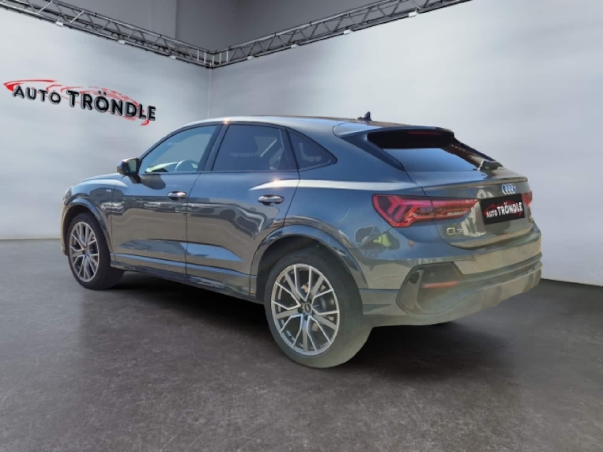 Audi Q3 Sportback S line