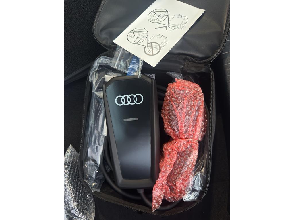 2025 Audi A6 Sportback e-tron Premium - Photo 21