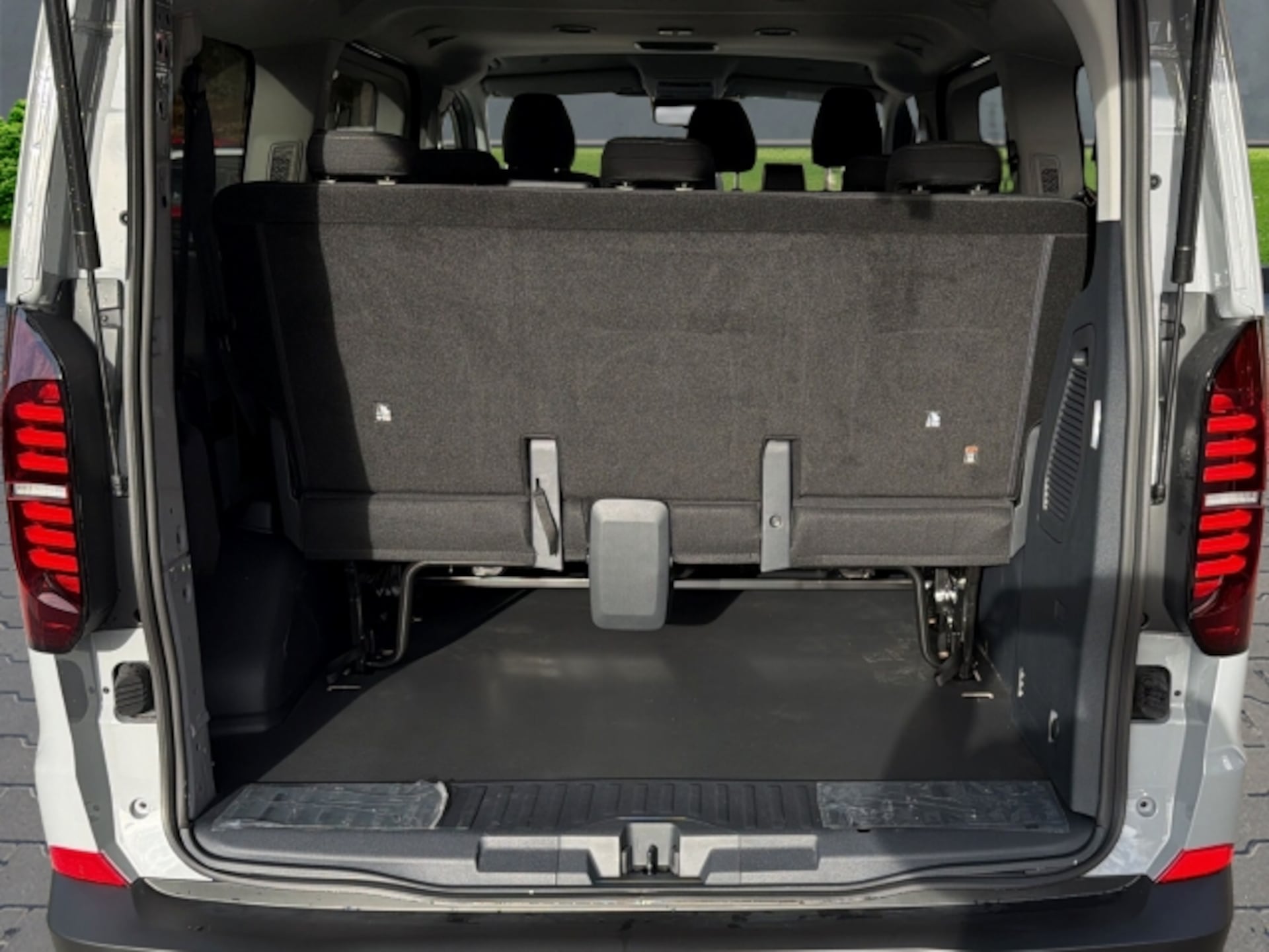 Volkswagen Transporter Kombi kurzer Radstand