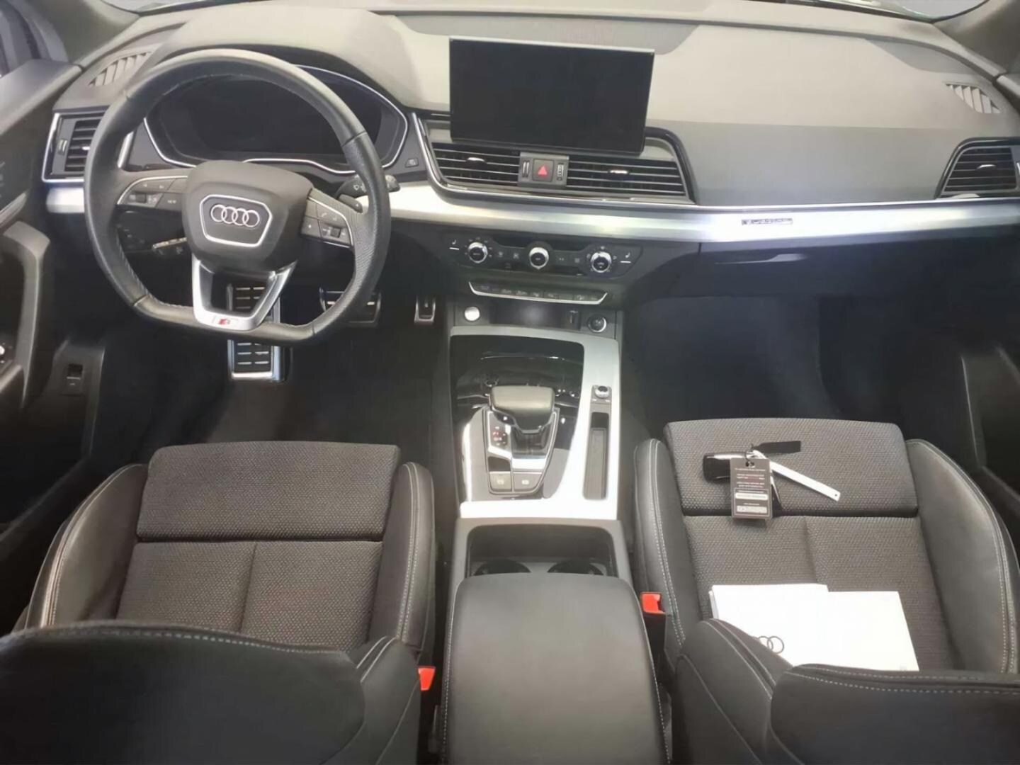 Bild über Audi Q5 40 TDI quattro 150 kW S tronic - für weitere Informationen kontaktieren Sie den Audi Partner