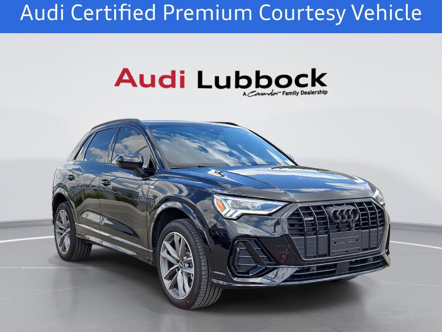 2025 Audi Q3 45 TFSI S Line Premium quattro's photo