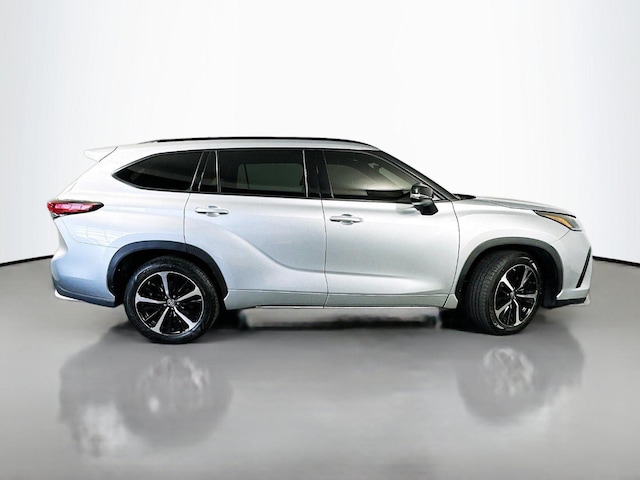 2021 Toyota Highlander 8