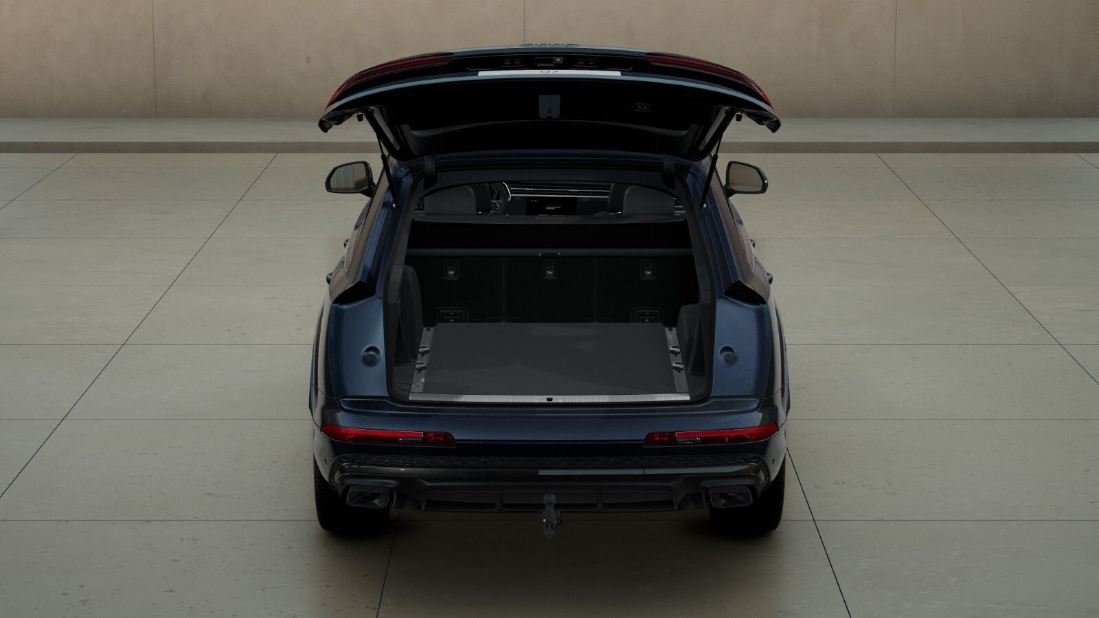 Image about Audi Q7 SUV TFSI e S line 60 TFSI e quattro tiptronic