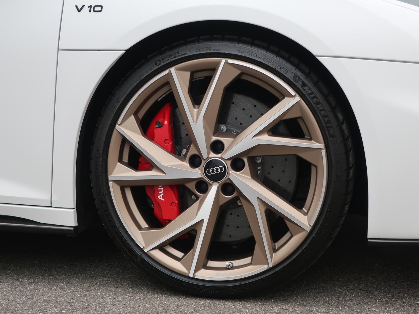 Image about Audi R8 Coupé R8 Coupe V10 performance quattro 456(620) kW(PS) S tronic