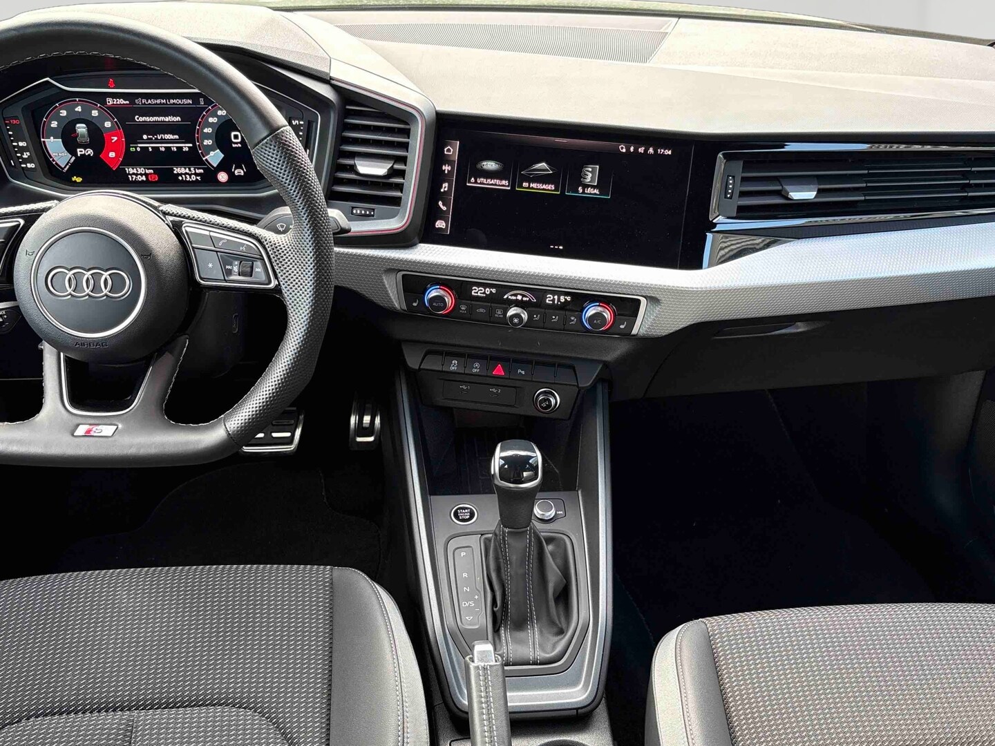 Image about Audi A1 Sportback Black Edition 30 TFSI 85 kW (116 ch) S tronic