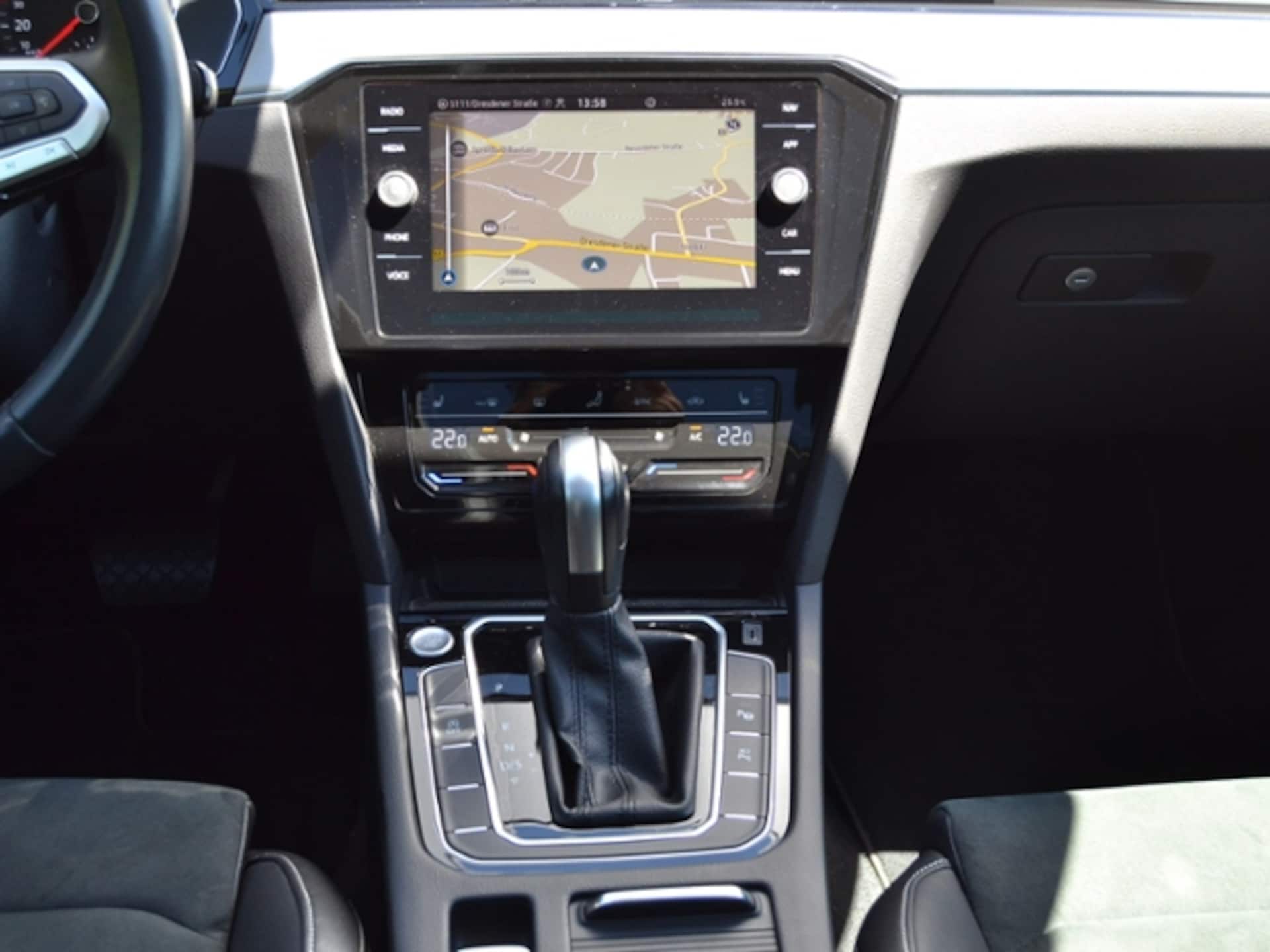Volkswagen Passat Variant Elegance