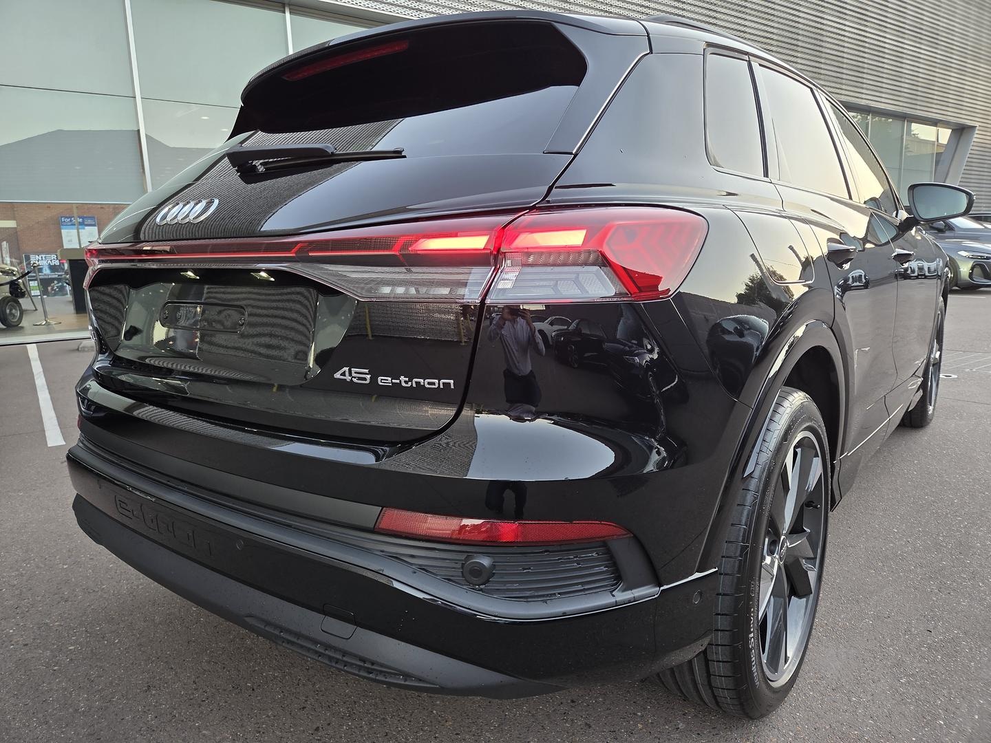 Image about Audi Q4 e-tron e-tron