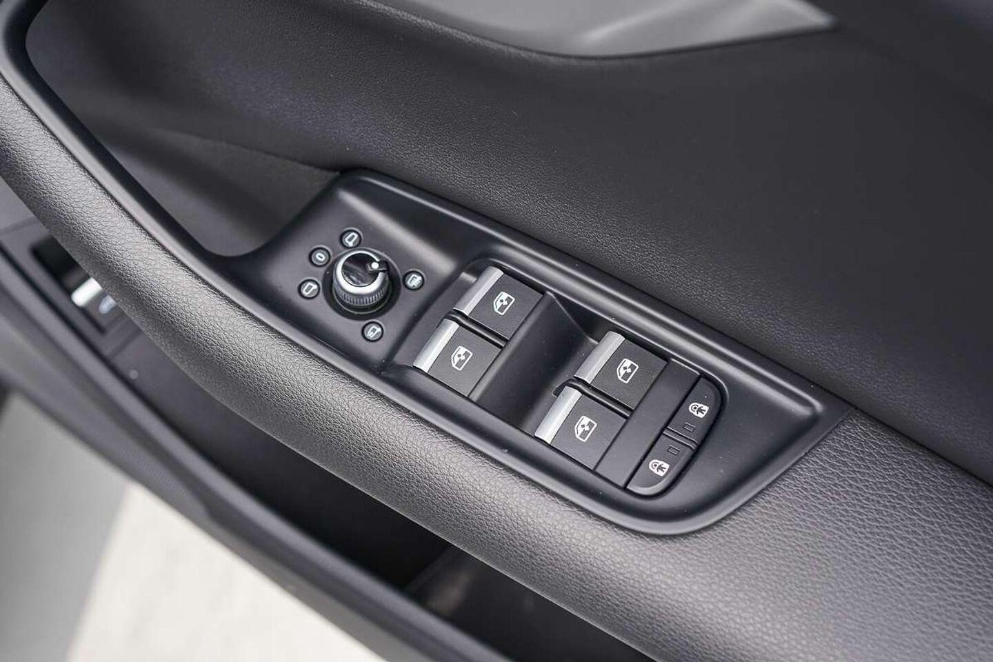 Image about Audi Q7 45 TDI quattro tiptronic
