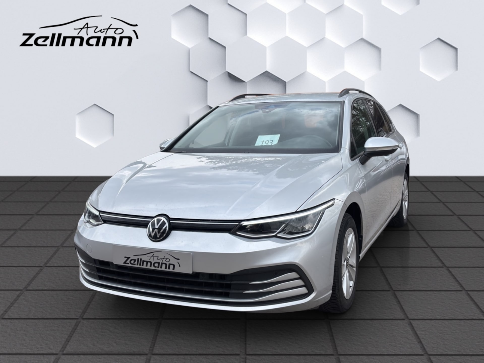 Volkswagen Golf Variant Life