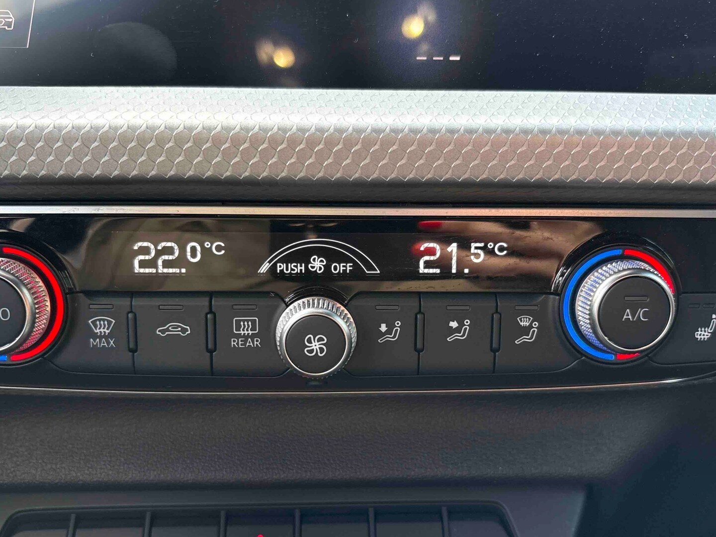 Image about Audi A1 Sportback Black Edition 30 TFSI 85 kW (116 ch) S tronic