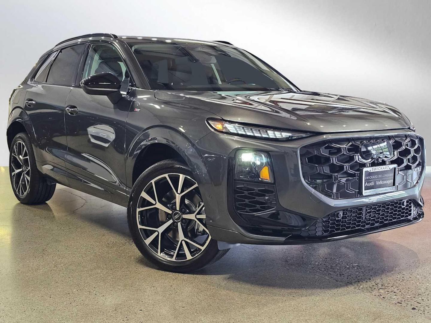 2026 Audi Q3 S line quattro's photo