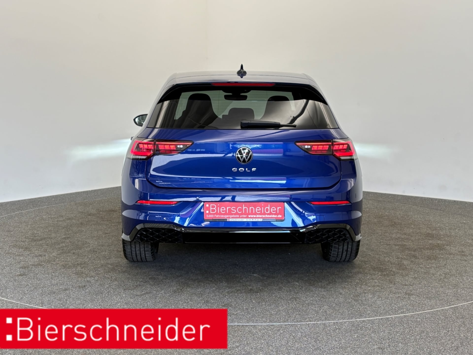 Volkswagen Golf R-Line