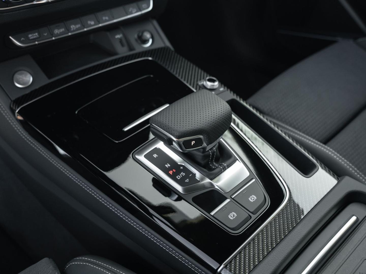 Image about Audi Q5 Sportback 40 TDI quattro S tronic