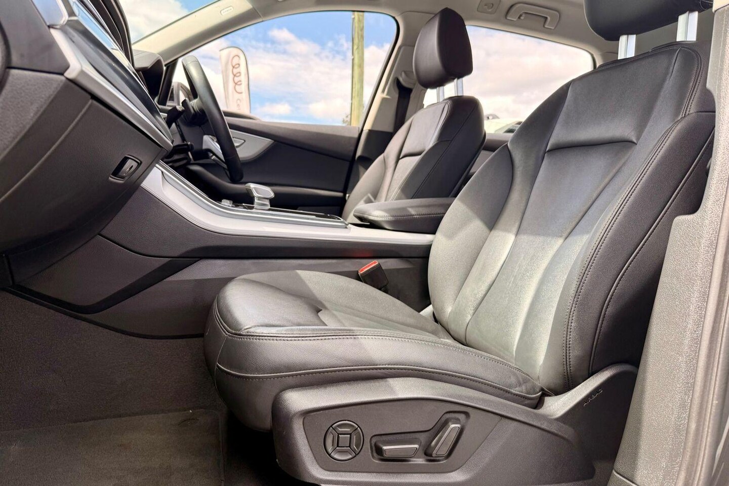 Image about Audi Q7 45 TDI quattro tiptronic
