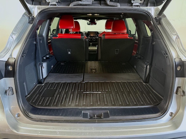 2021 Toyota Highlander 27
