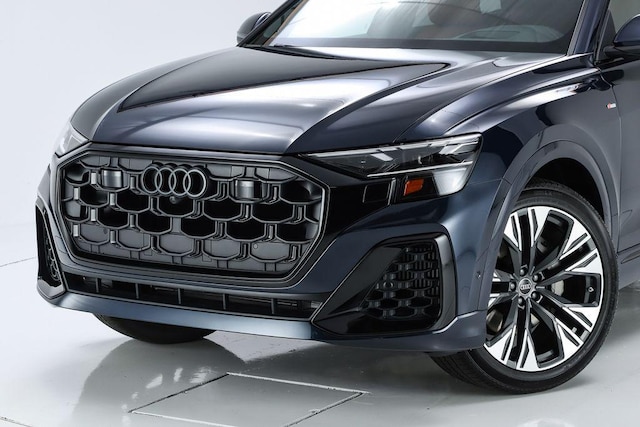 2026 Audi Q8