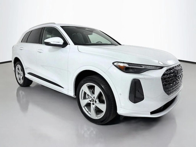 Photo of 2025 Audi Q5