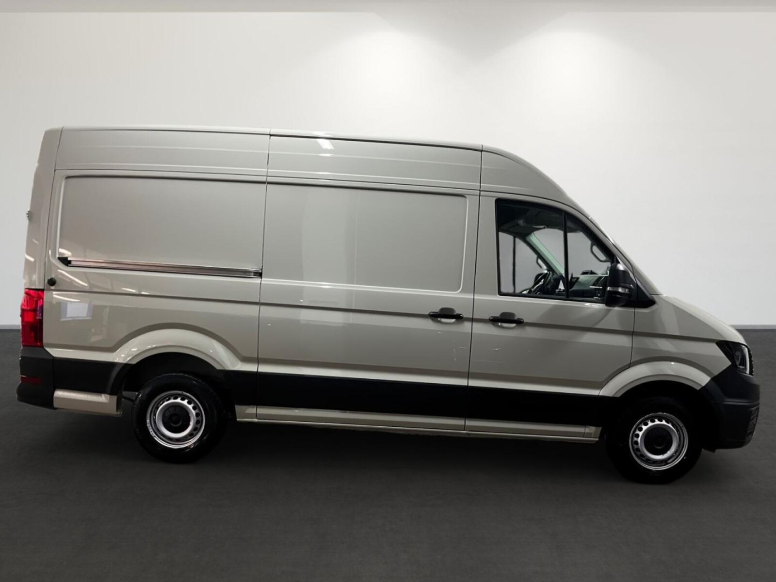 Volkswagen Crafter Kasten mittlerer Radstand – Bild 5