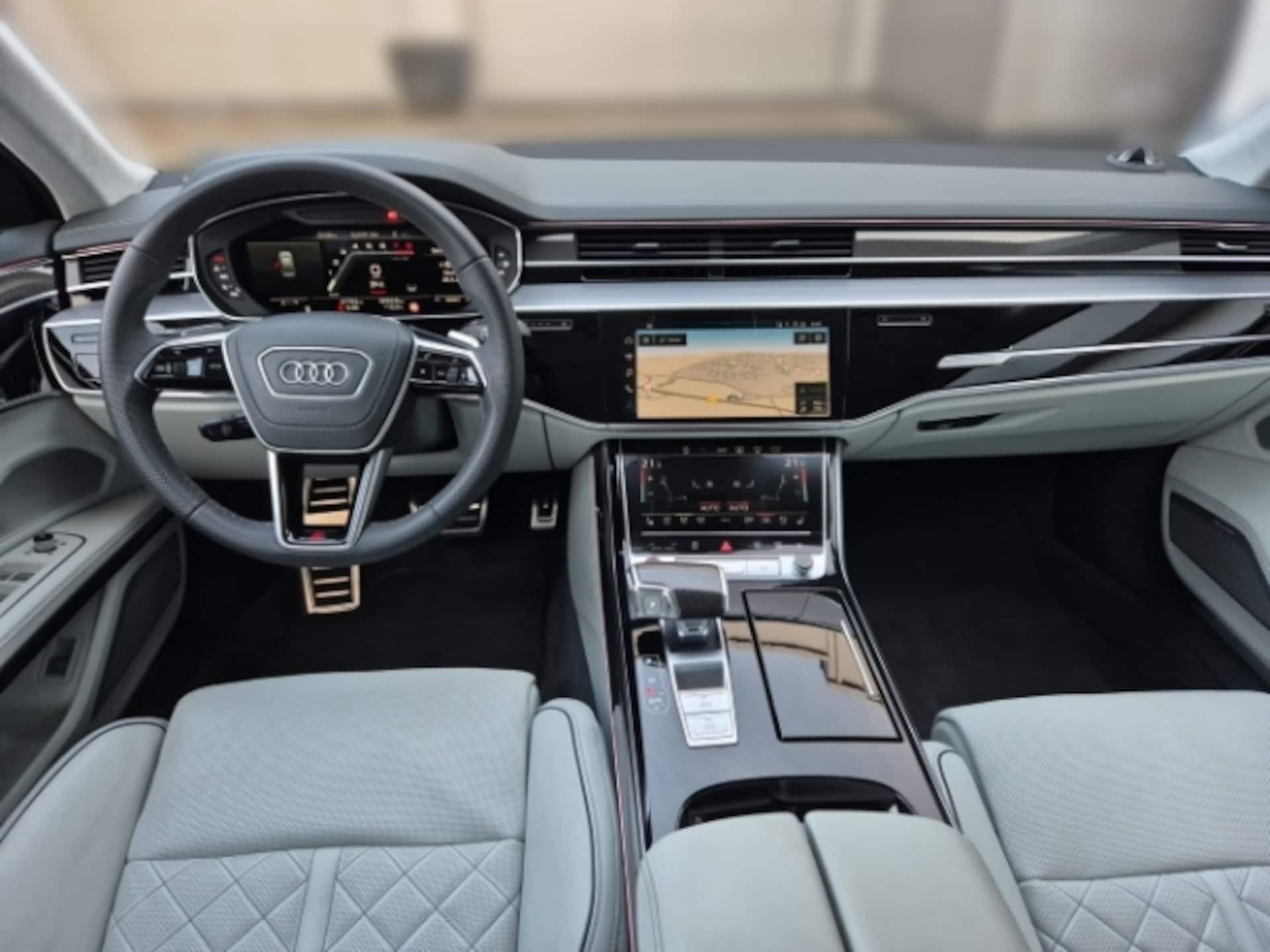 Audi S8