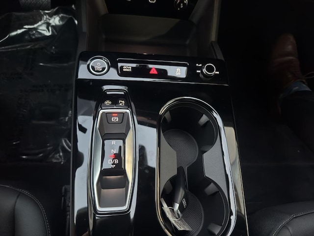 2025 Audi A6 Sportback e-tron Premium - Photo 28