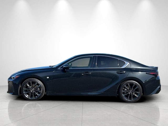 2022 Lexus IS 350