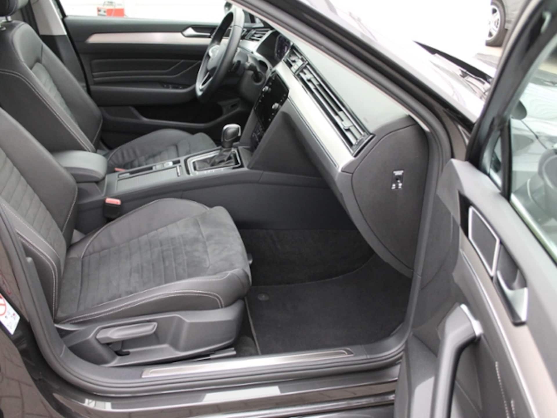 Volkswagen Passat Variant Elegance