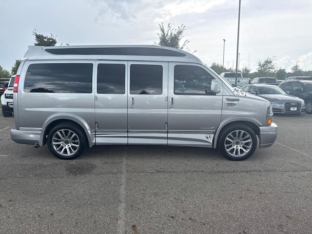 2021 Chevrolet Express Passenger