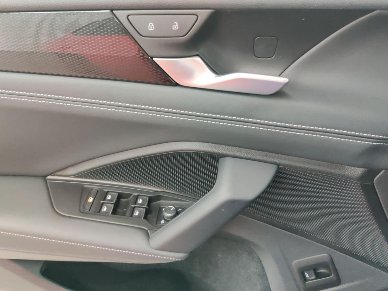 Volkswagen Tiguan – Bild 10