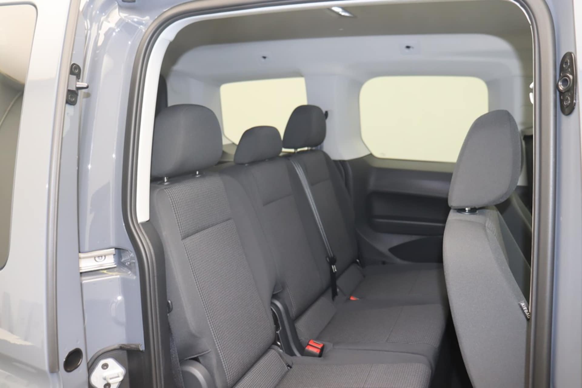 Volkswagen Caddy Basis-Modell