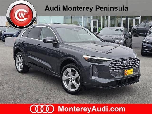 2025 Audi Q5 40 Premium Plus's photo
