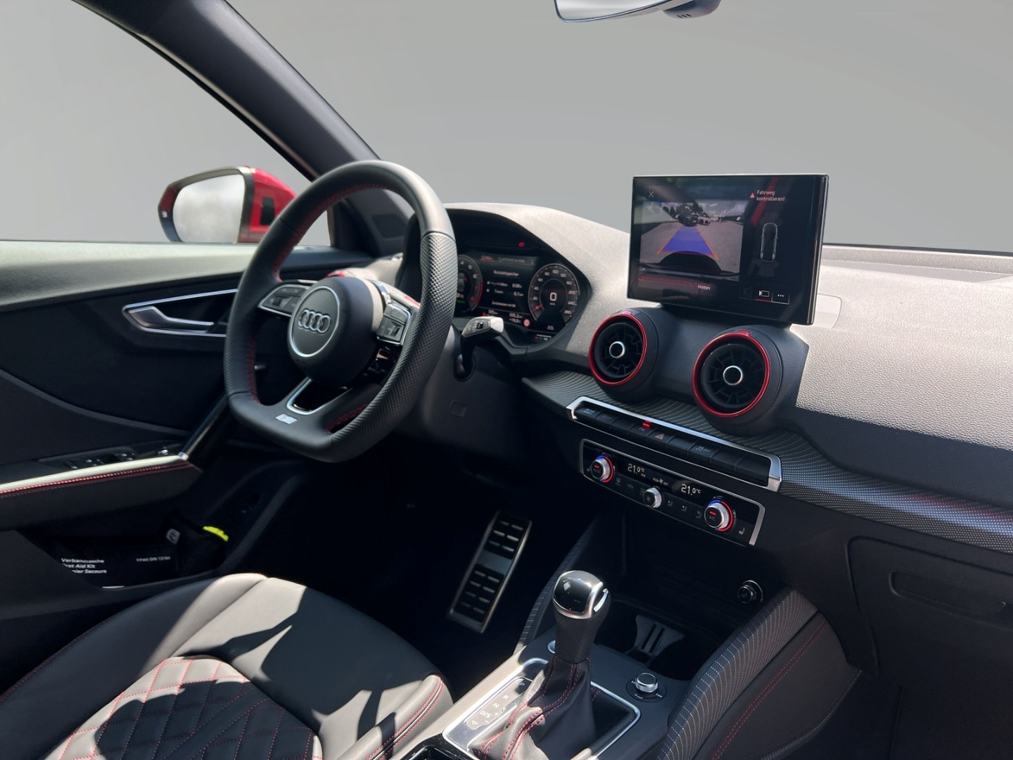Bild über Audi Q2 S line 35 TFSI S tronic - für weitere Informationen kontaktieren Sie den Audi Partner
