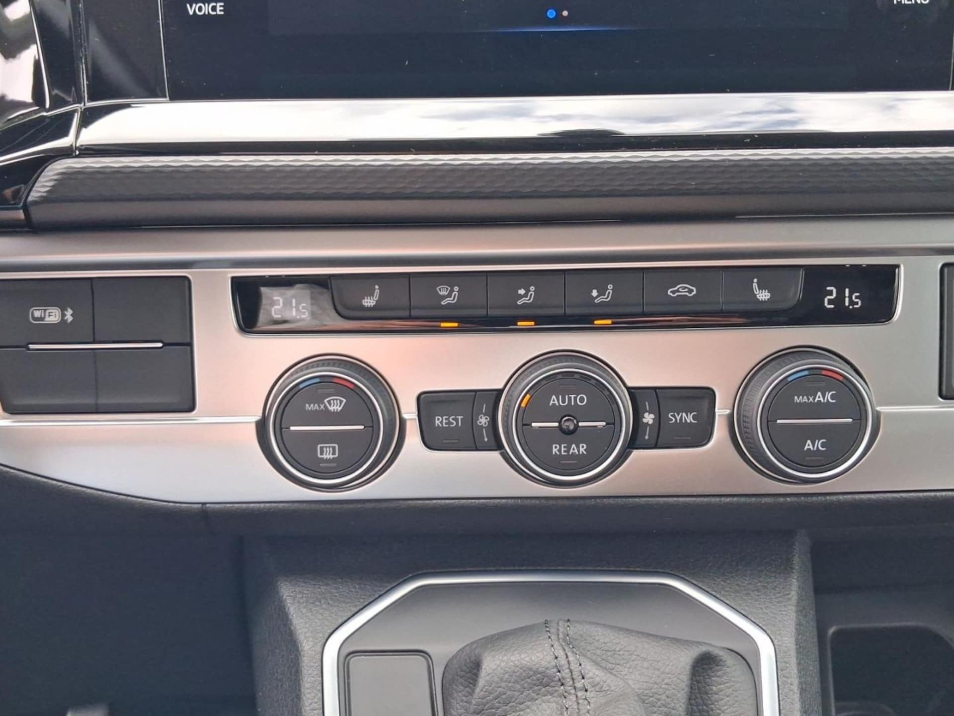 Volkswagen T6.1 California Beach