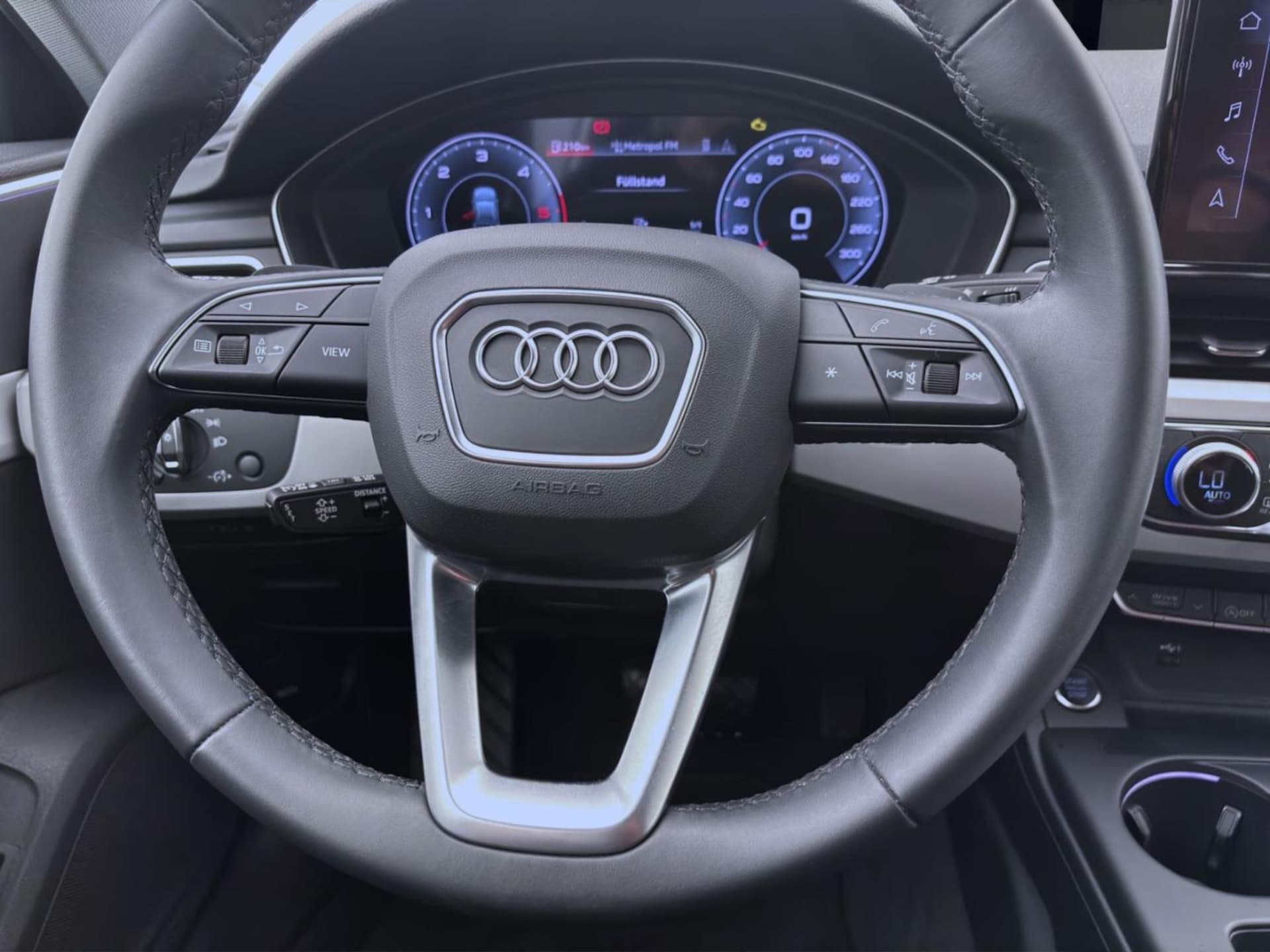 Audi A4 Limousine Advanced