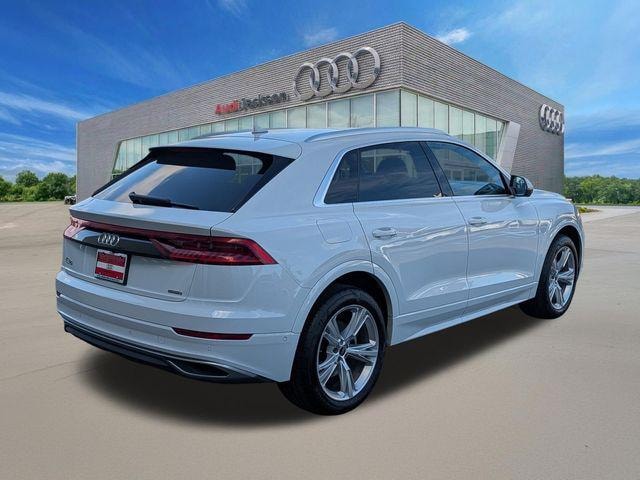 2022 Audi Q8