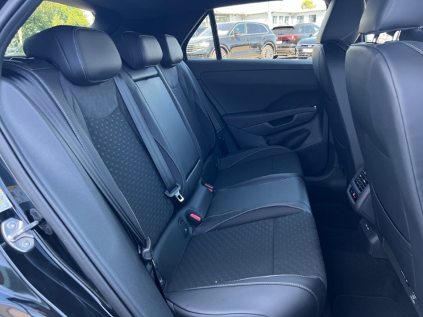 Volkswagen T-Roc – Bild 10