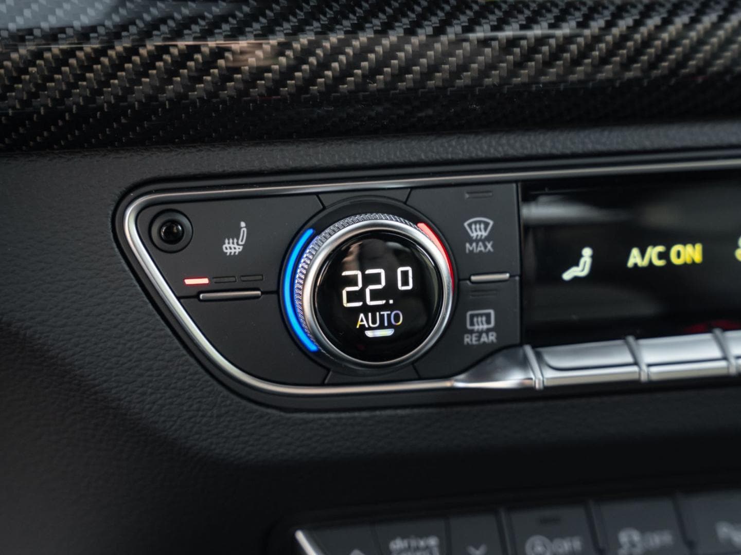 Image about Audi Q5 Sportback 40 TDI quattro S tronic