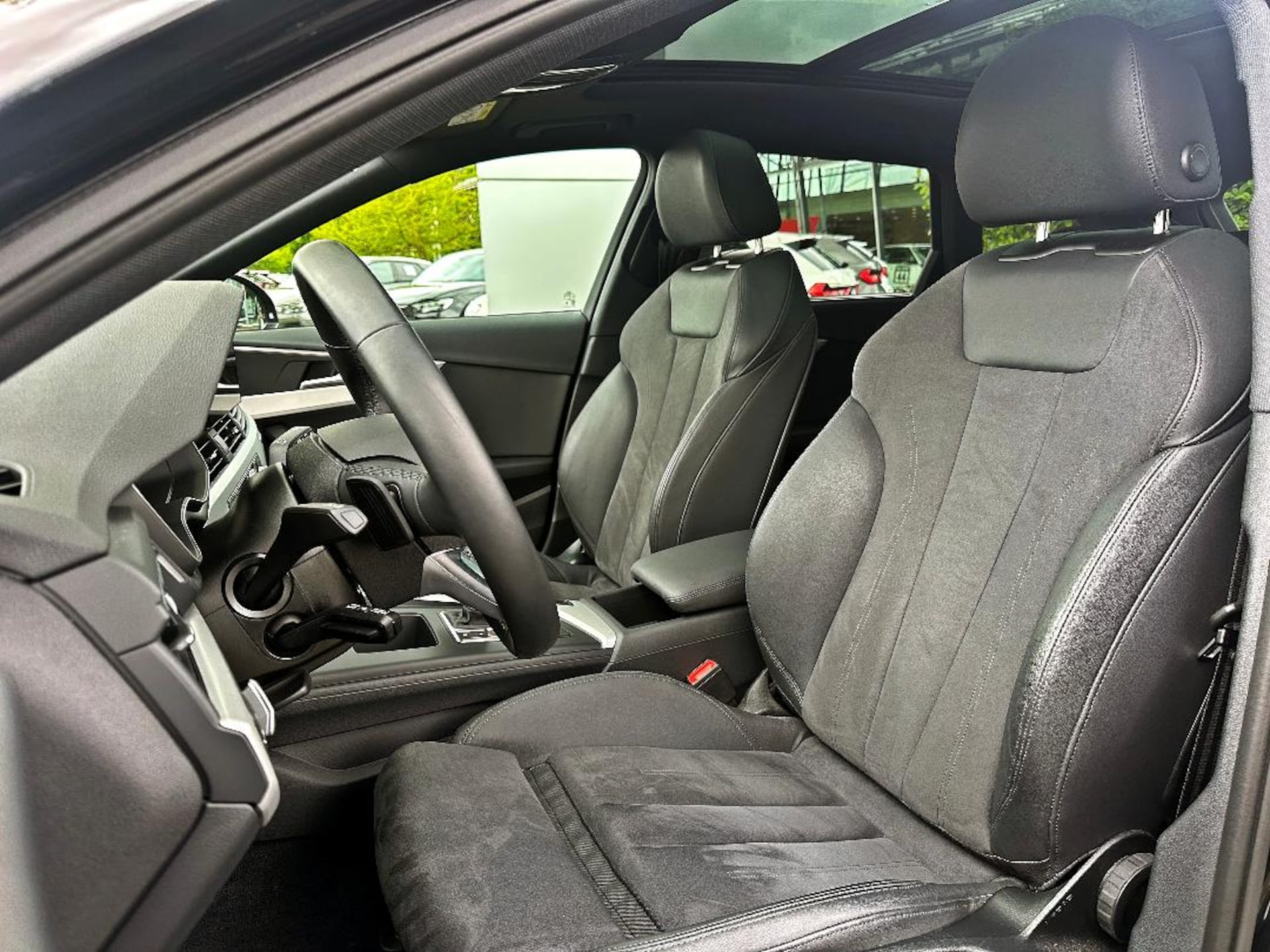 Audi A4 Avant S line