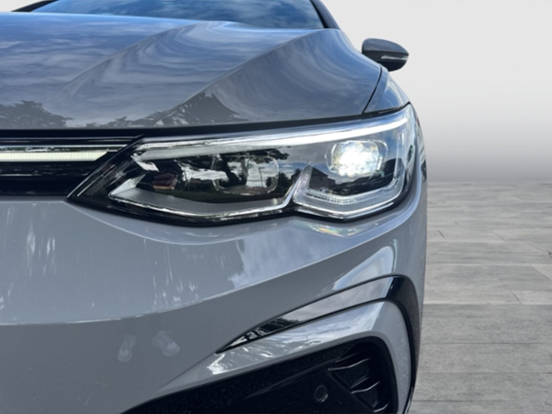 Volkswagen Golf R-Line