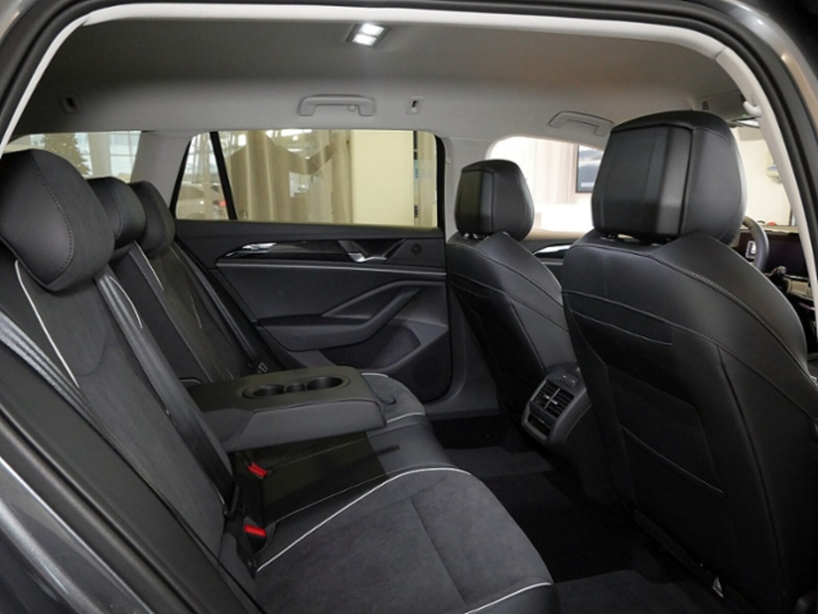 Volkswagen Passat – Bild 11