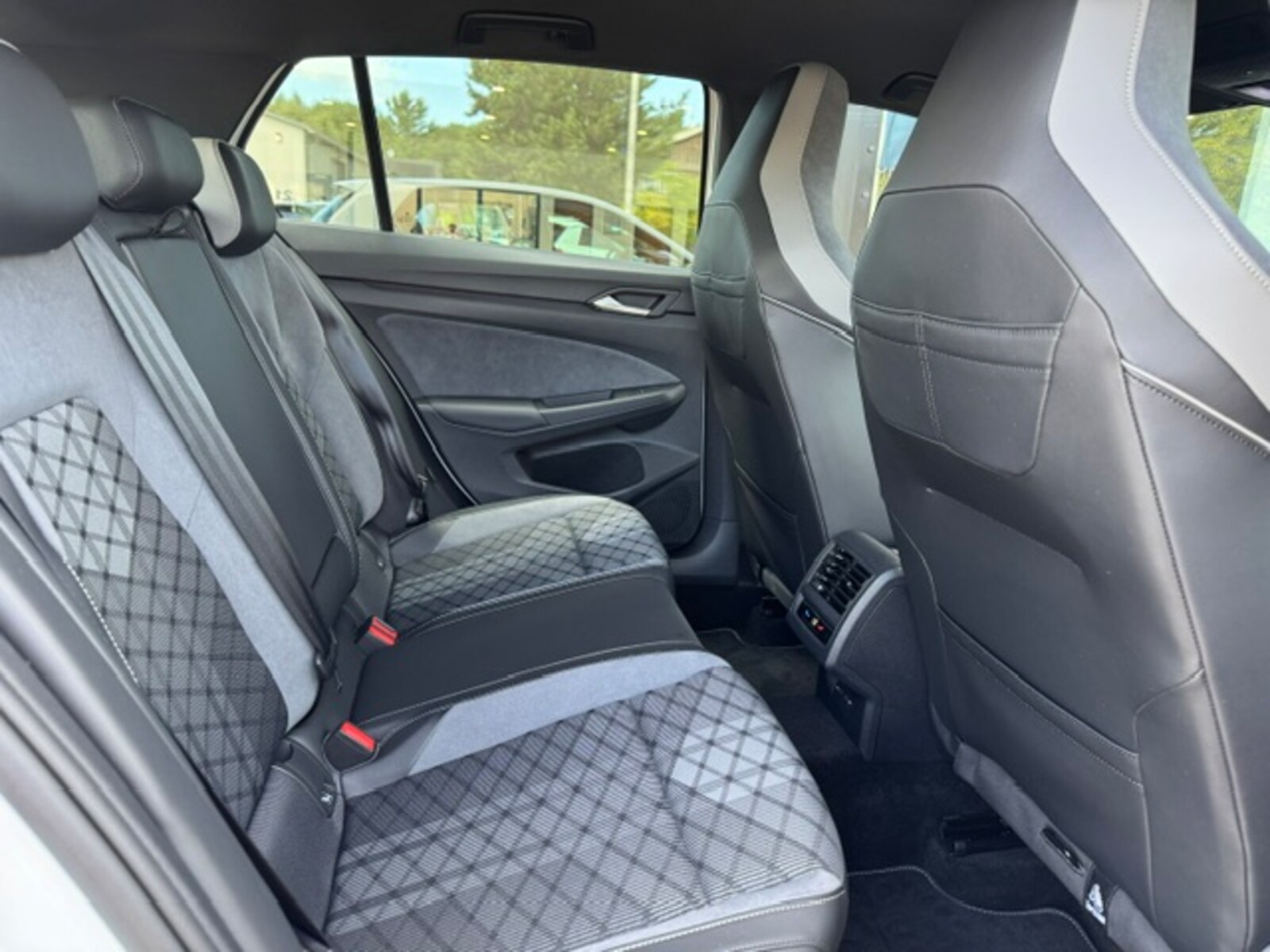 Volkswagen Golf – Bild 9