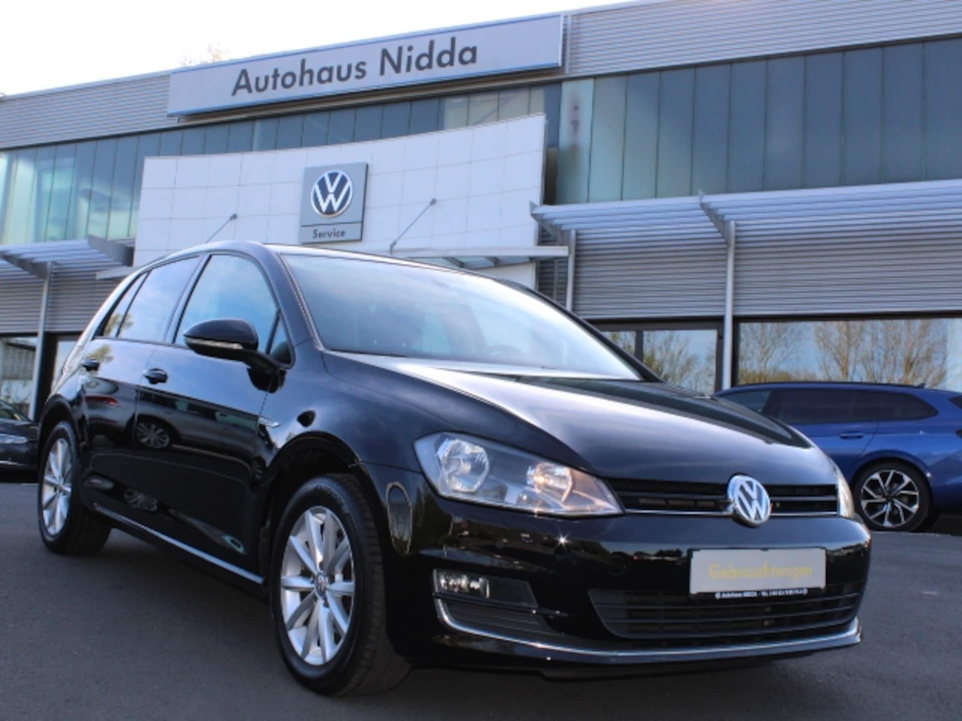 Volkswagen Golf LOUNGE