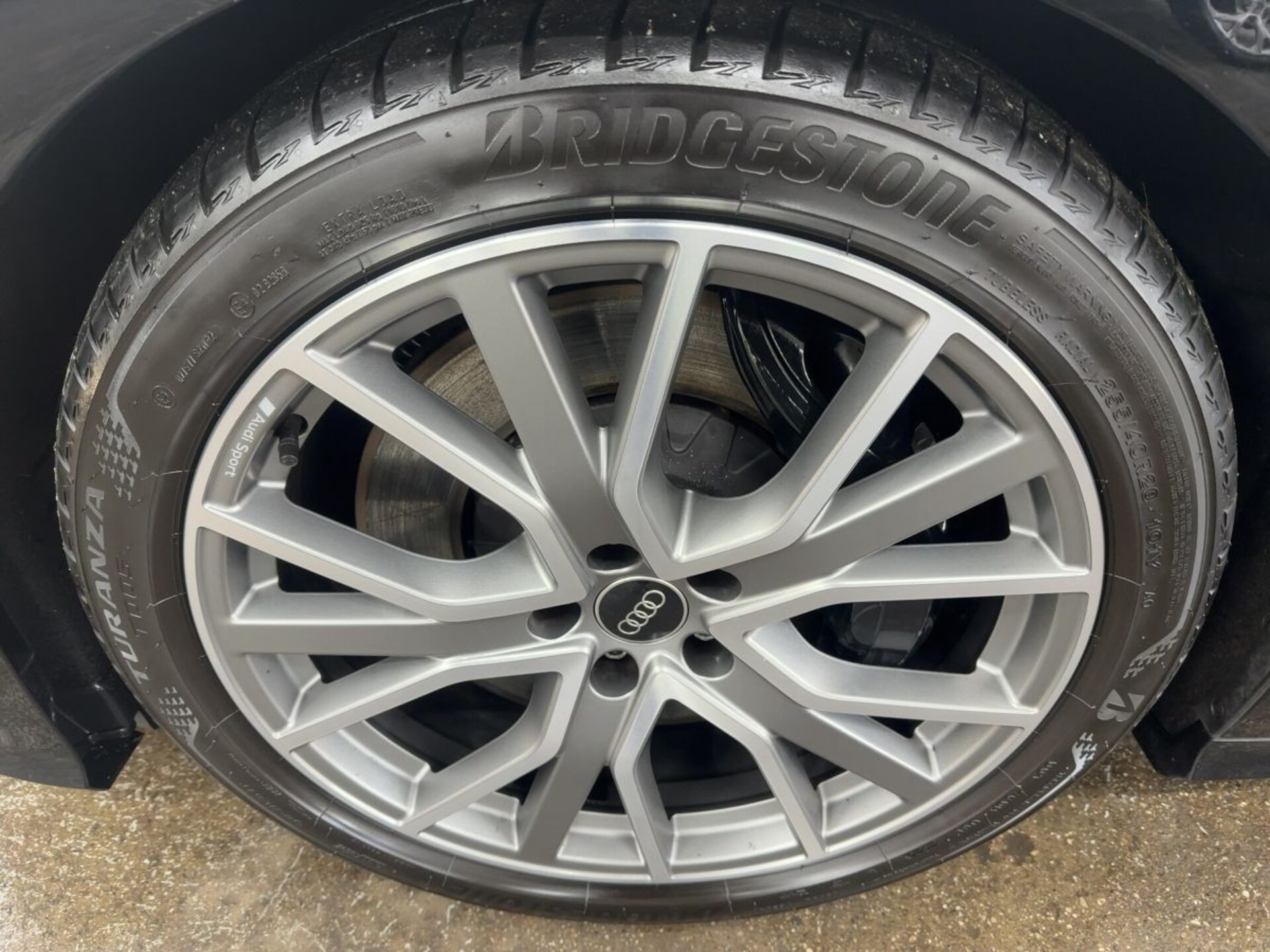 Audi S6 Avant