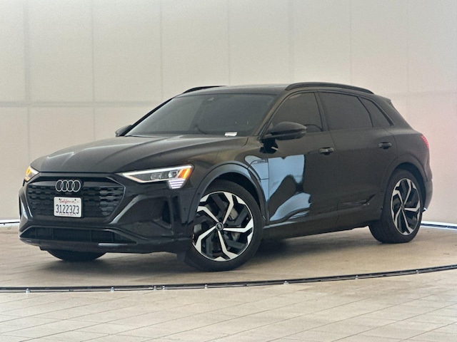 2024 Audi Q8 e-tron