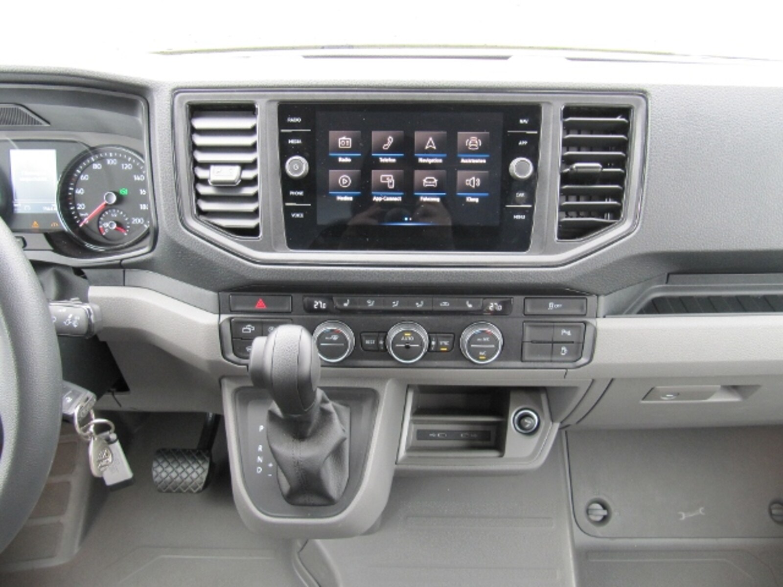Volkswagen Grand California 600 – Bild 11